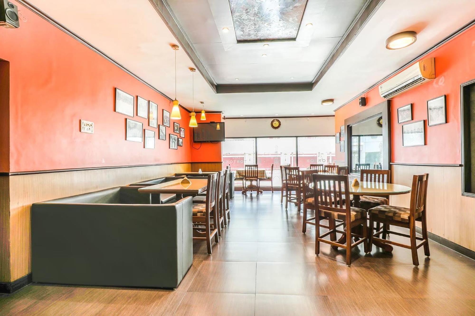 Fabexpress Santhi Inn - 500 Meters From Promenade Beach Puducherry Zewnętrze zdjęcie